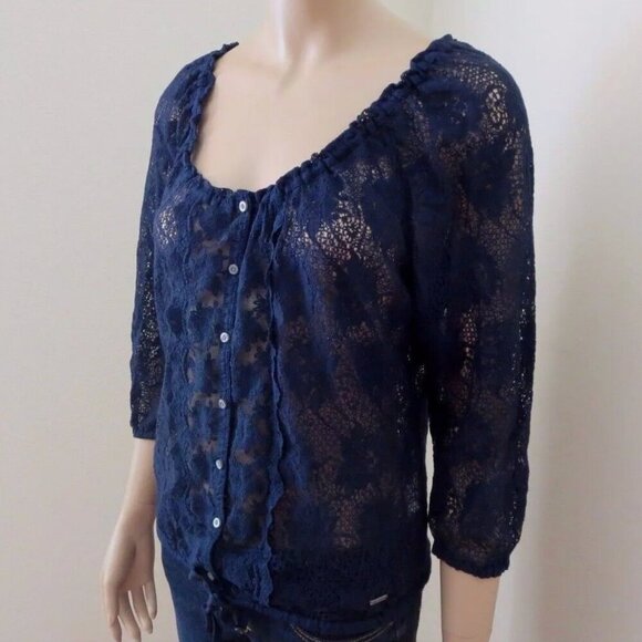 NWT Hollister Womens Lace Top Size Medium Shirt Blouse 3/4 Sleeve Navy Blue - Picture 2 of 6